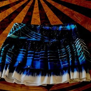 Beautiful lucky in love starry nights size medium great shape blue shorts